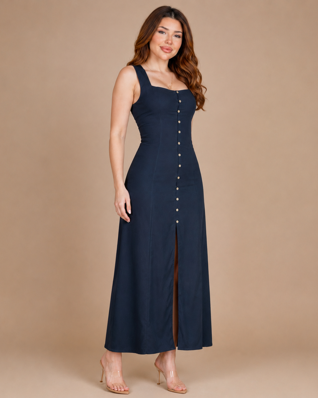 Vestido Comprido com Botões e Abertura Frontal