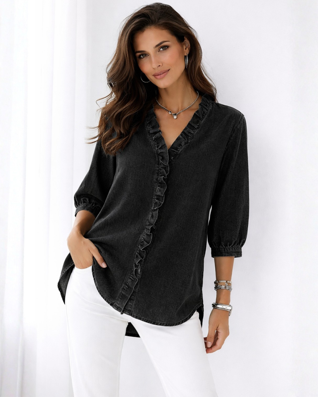 Blusa fluida com decote em V para mulher