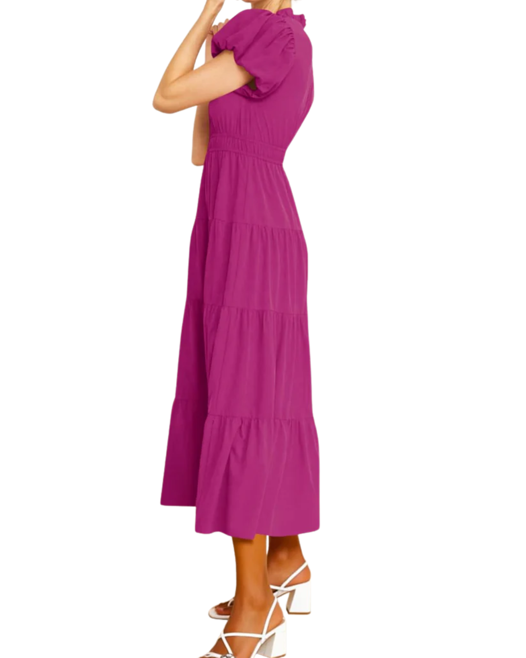 Vestido com mangas bufantes e corte em camadas