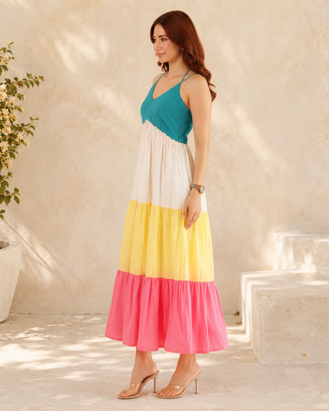 Vestido Midi de Alças com Design em Blocos