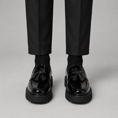 Mocassins de Verniz com Borlas e Sola Track