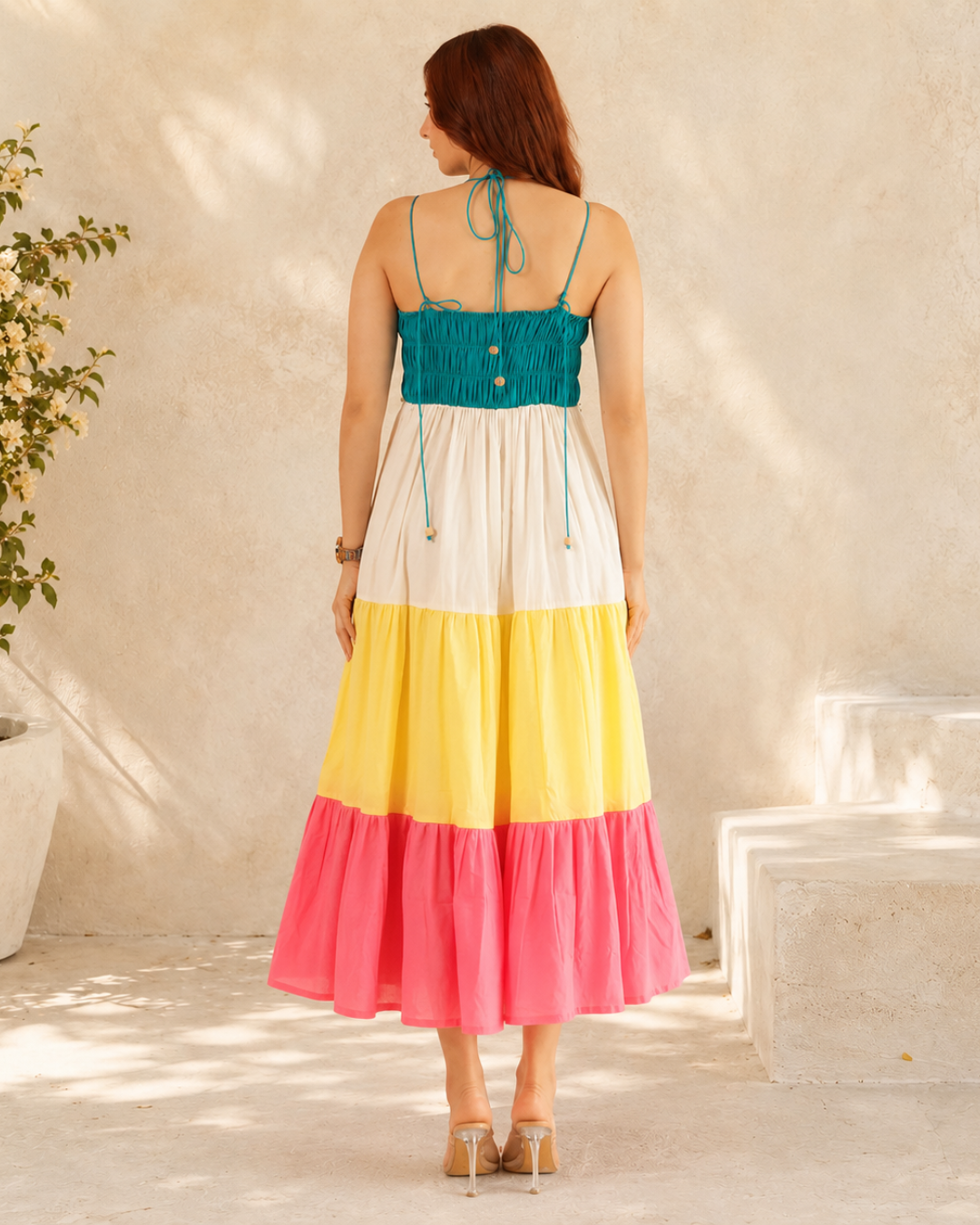 Vestido Midi de Alças com Design em Blocos