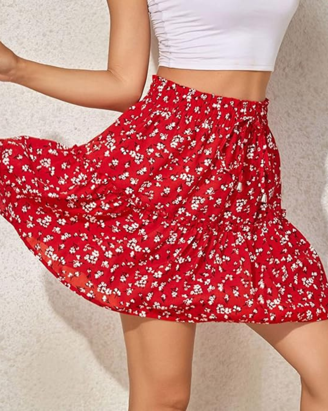 Saia curta de cintura alta com estampa floral (OFERTA 2X1)