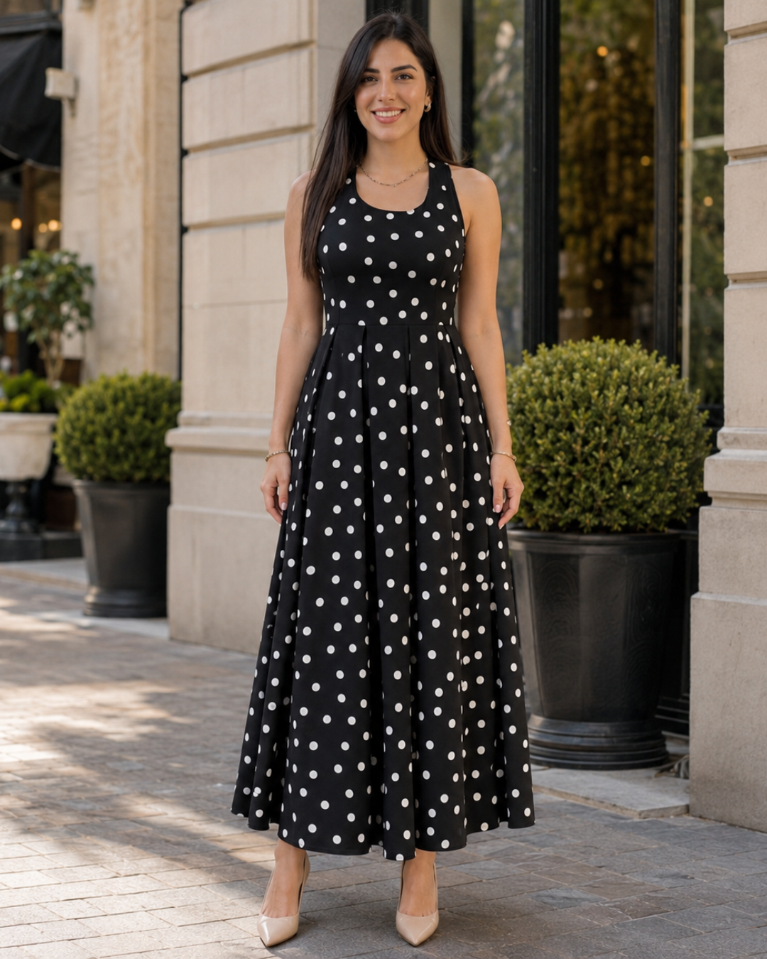 Vestido midi de bolinhas com folho