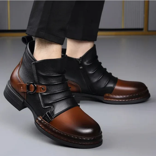 Botas Cano em pele genuína para homem com acabamento premium e sola antiderrapante. 