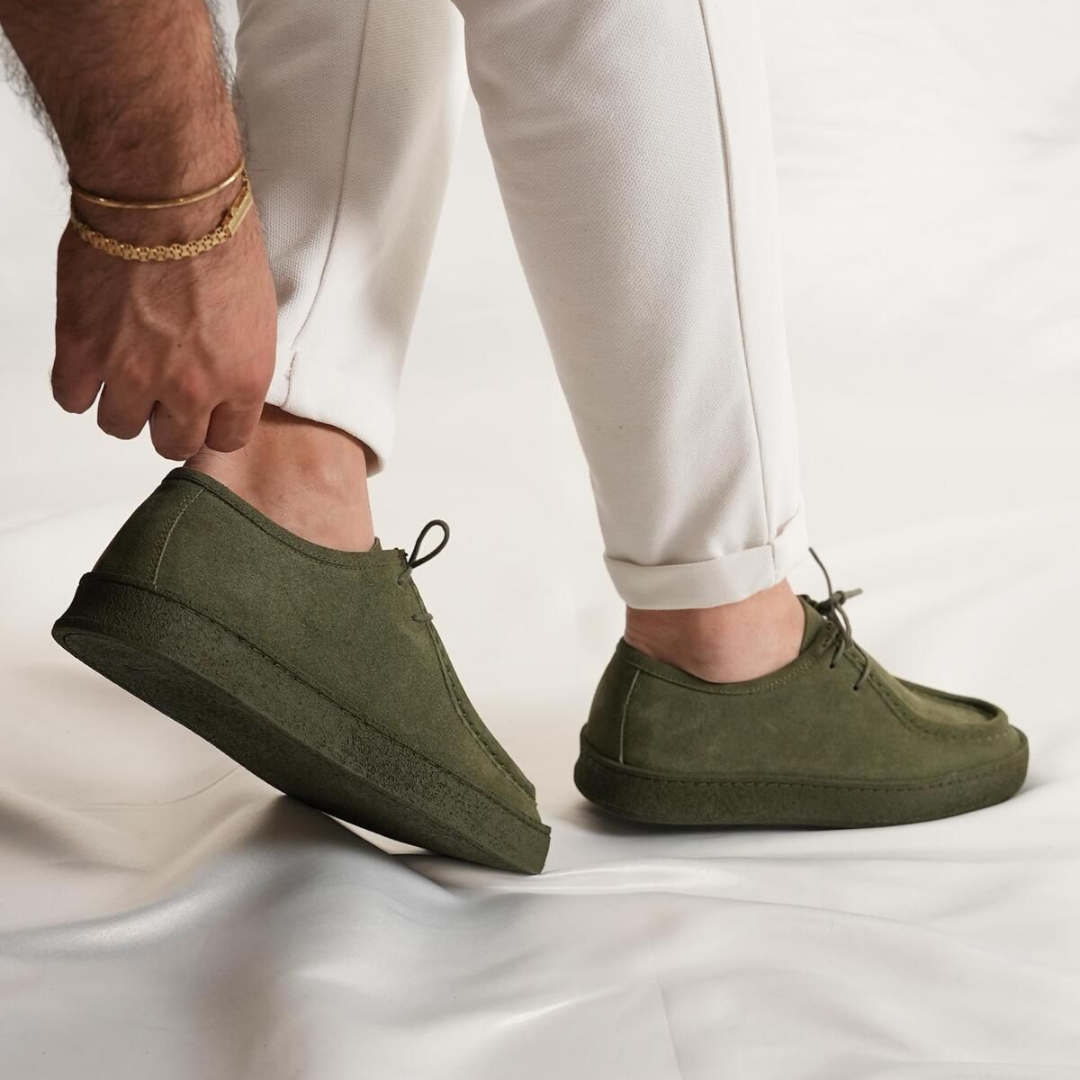 Calçado Casual Clássico Feito à Mão em Pele de Camurça 