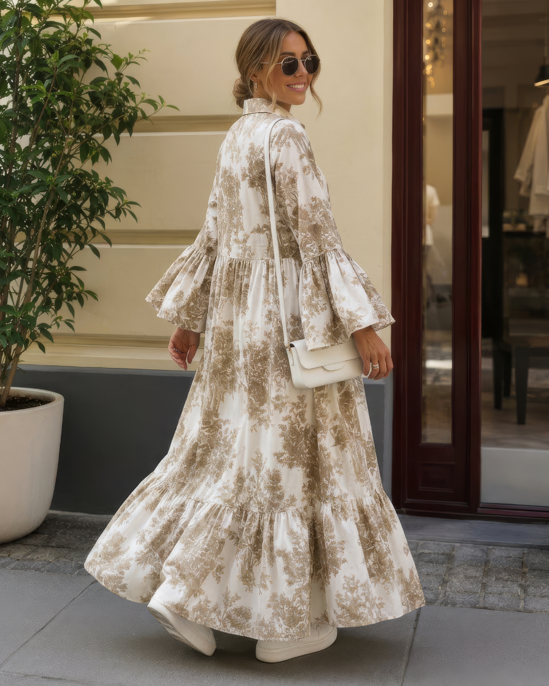 Vestido com estampado botânico