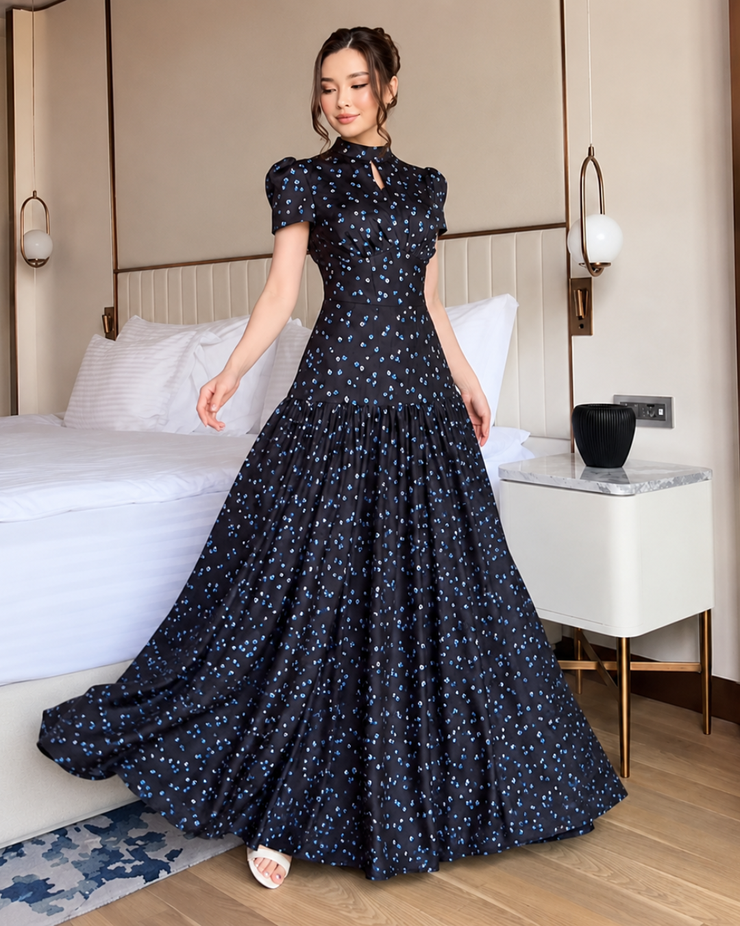 Vestido Comprido Estampado com Manga Curta