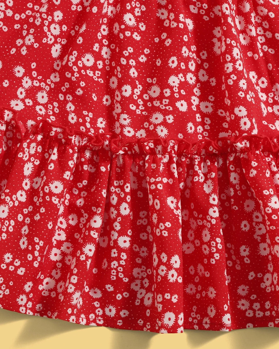 Saia curta de cintura alta com estampa floral (OFERTA 2X1)