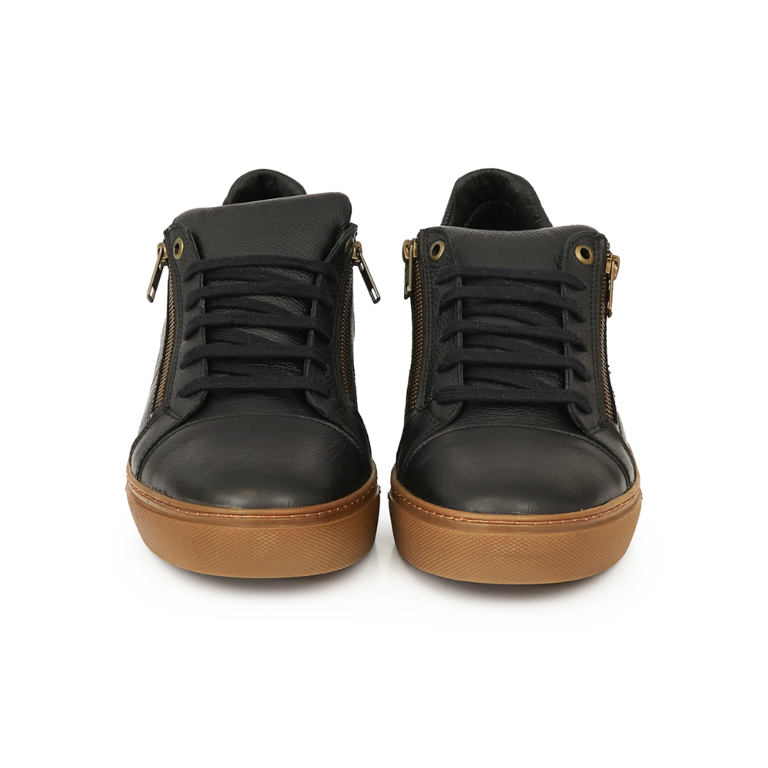 Sapatilha em Pele Preta com Fecho-Éclair e Palmilhas Ortopédicas para Homem 