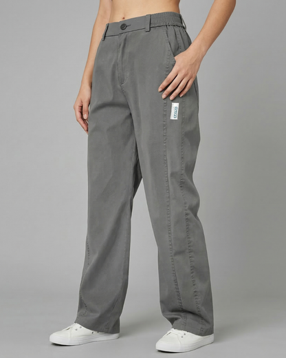 Calças de Alfaiataria Estilizadas