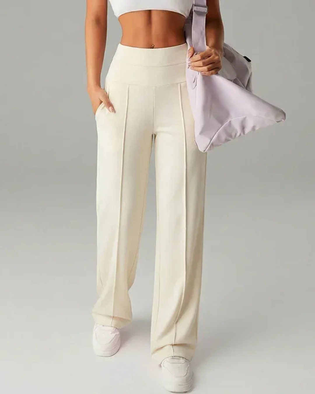 Calças de Corte Reto e Ajuste Folgado