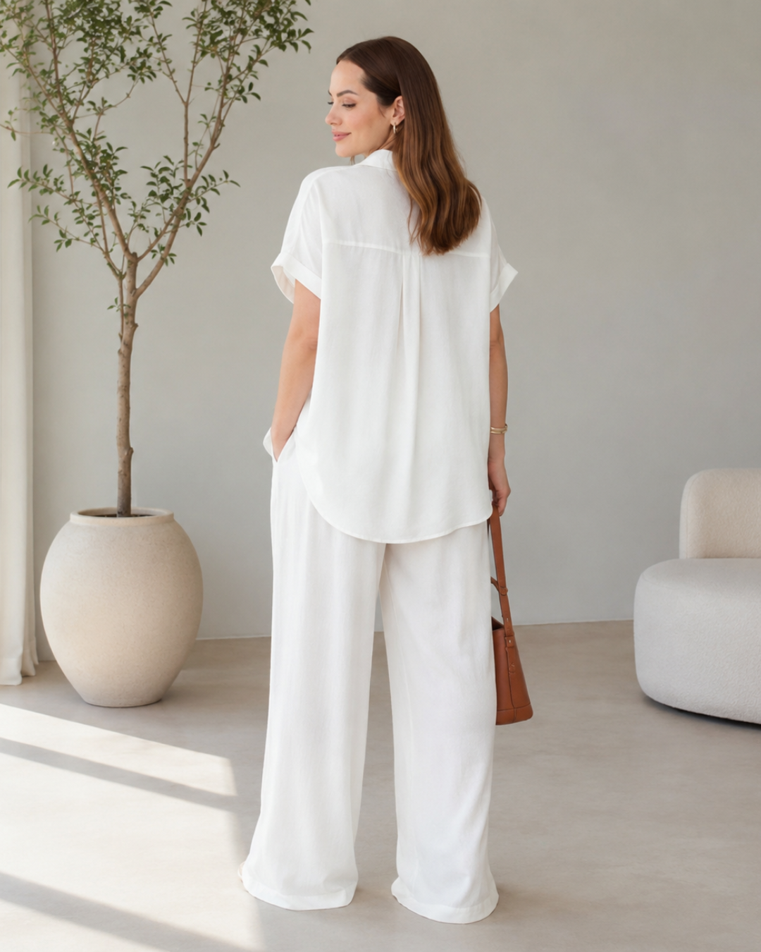 Conjunto Fluido de Polo e Calças Palazzo