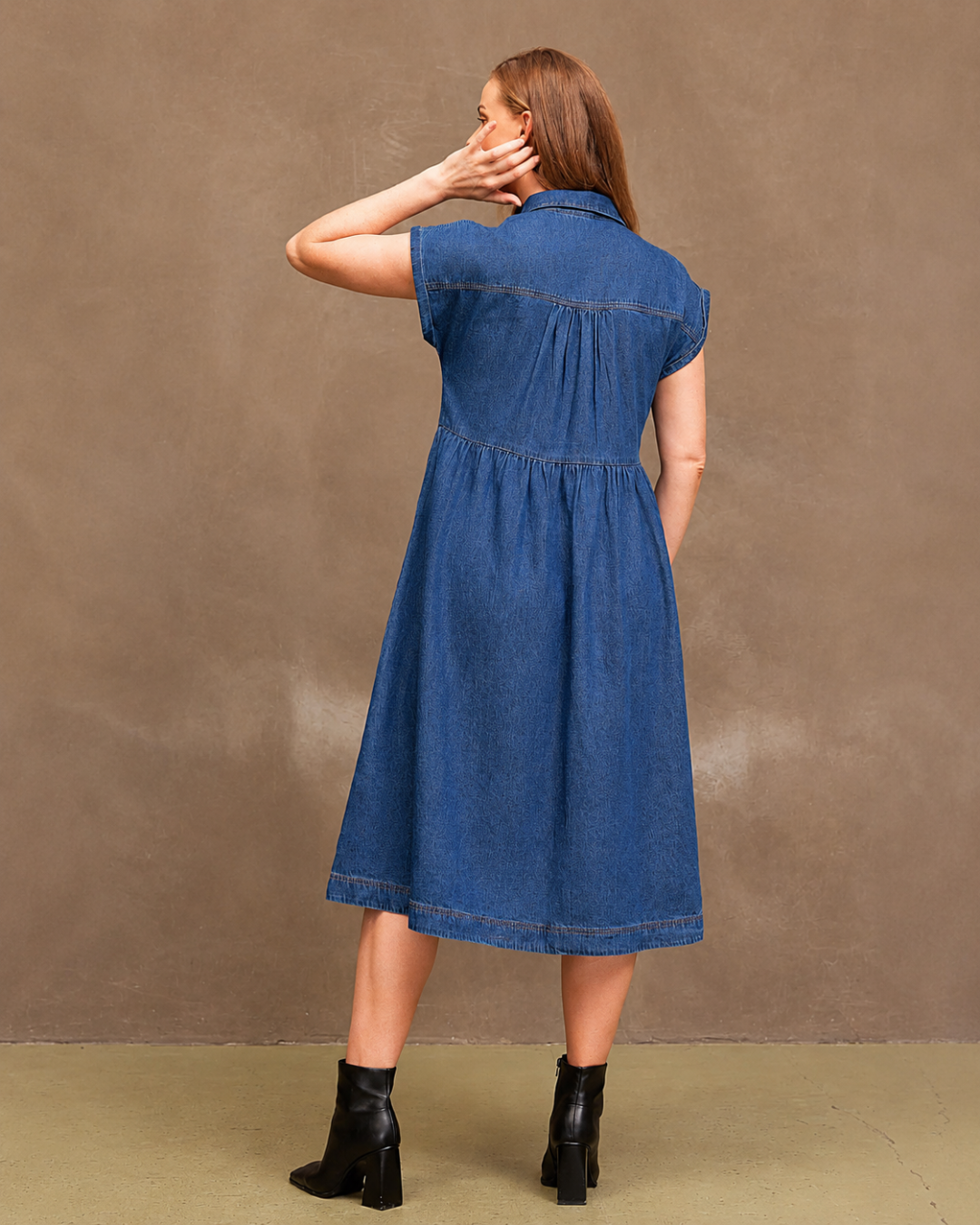 Vestido Midi De Ganga Com Botões