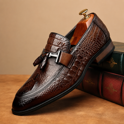 Sapatos ergonómicos de couro com design texturizado